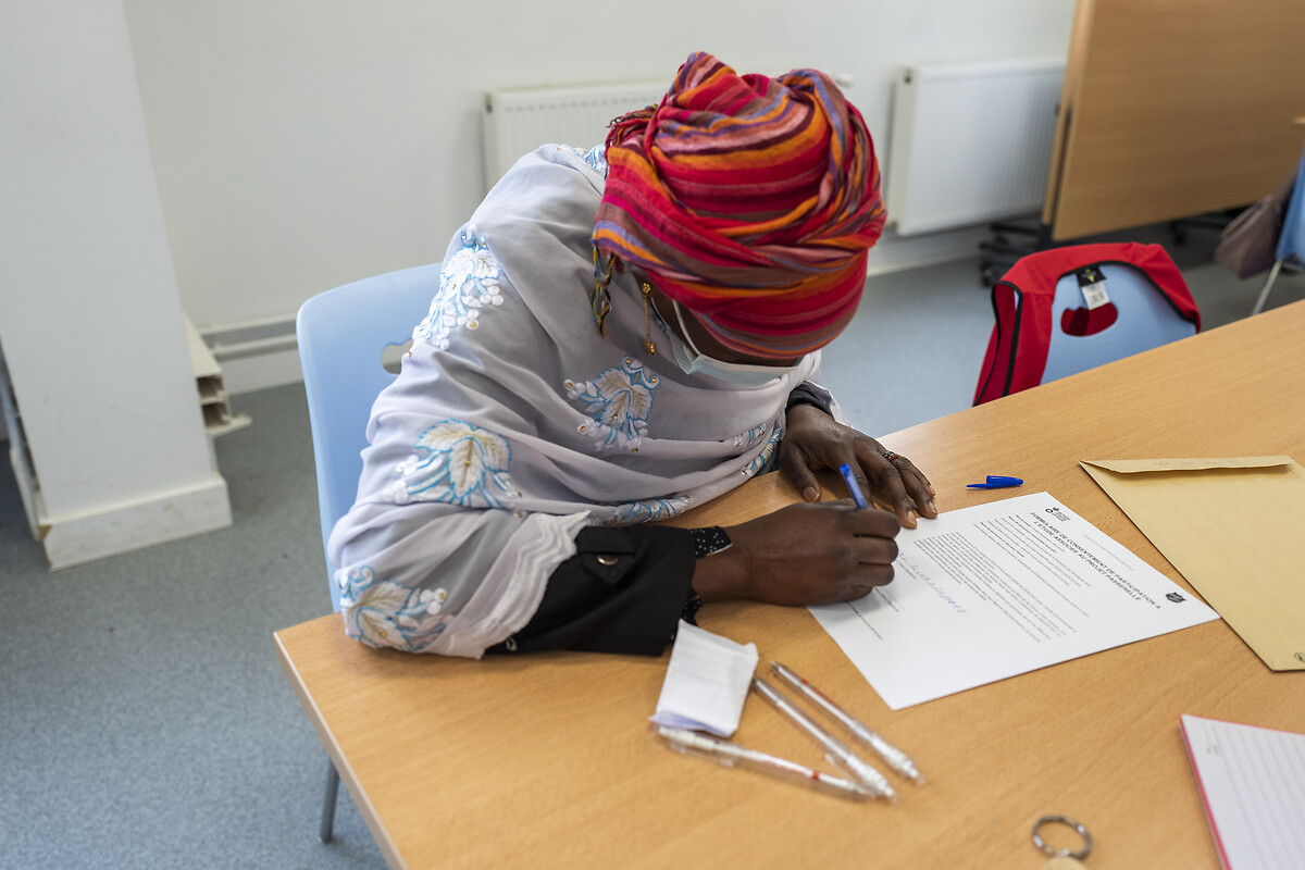 Aicha Sacko, Emilie Martin. Entretient individuel et questionnaire.